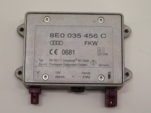 Original Audi Q7 4L Verstärker Antenne Compenser 8E0035456C, 8E0035456D