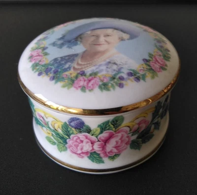 Queen Mother 100th Birthday Fine Bone China Trinket Box by David Bradbury - Image 1 of 4