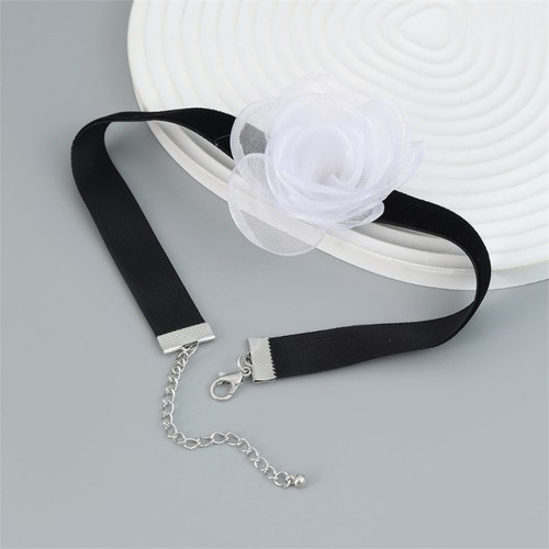 Romantic- Flower Necklaces Flannelette Necklet Lace Delicate Neck Chain - Picture 5 of 9