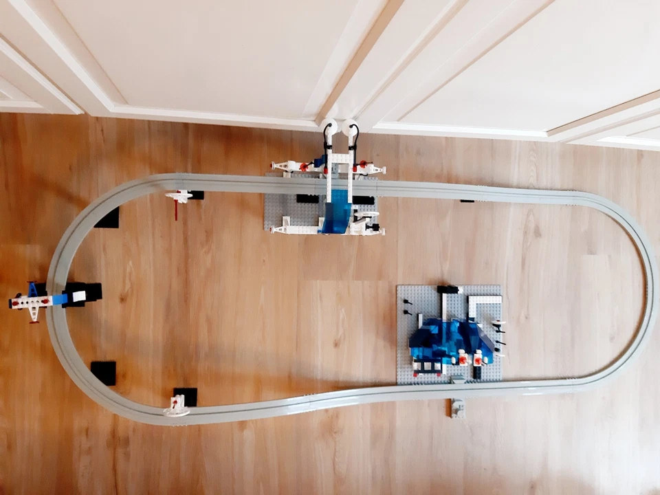 LEGO Classic Space 6990 Futuron Monorail Transport System mit OBA Weltraum - Bild 2 von 4