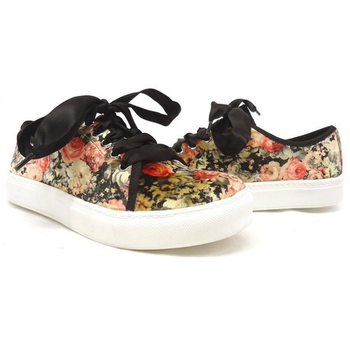 NEW $49 Dirty Laundry Janeane Black 