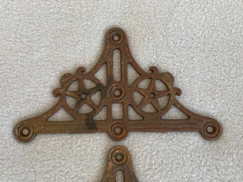 Pair of Antique Cast Iron 7"x4" Victorian Lattice Pieces Architectual Salvage - Picture 3 of 19