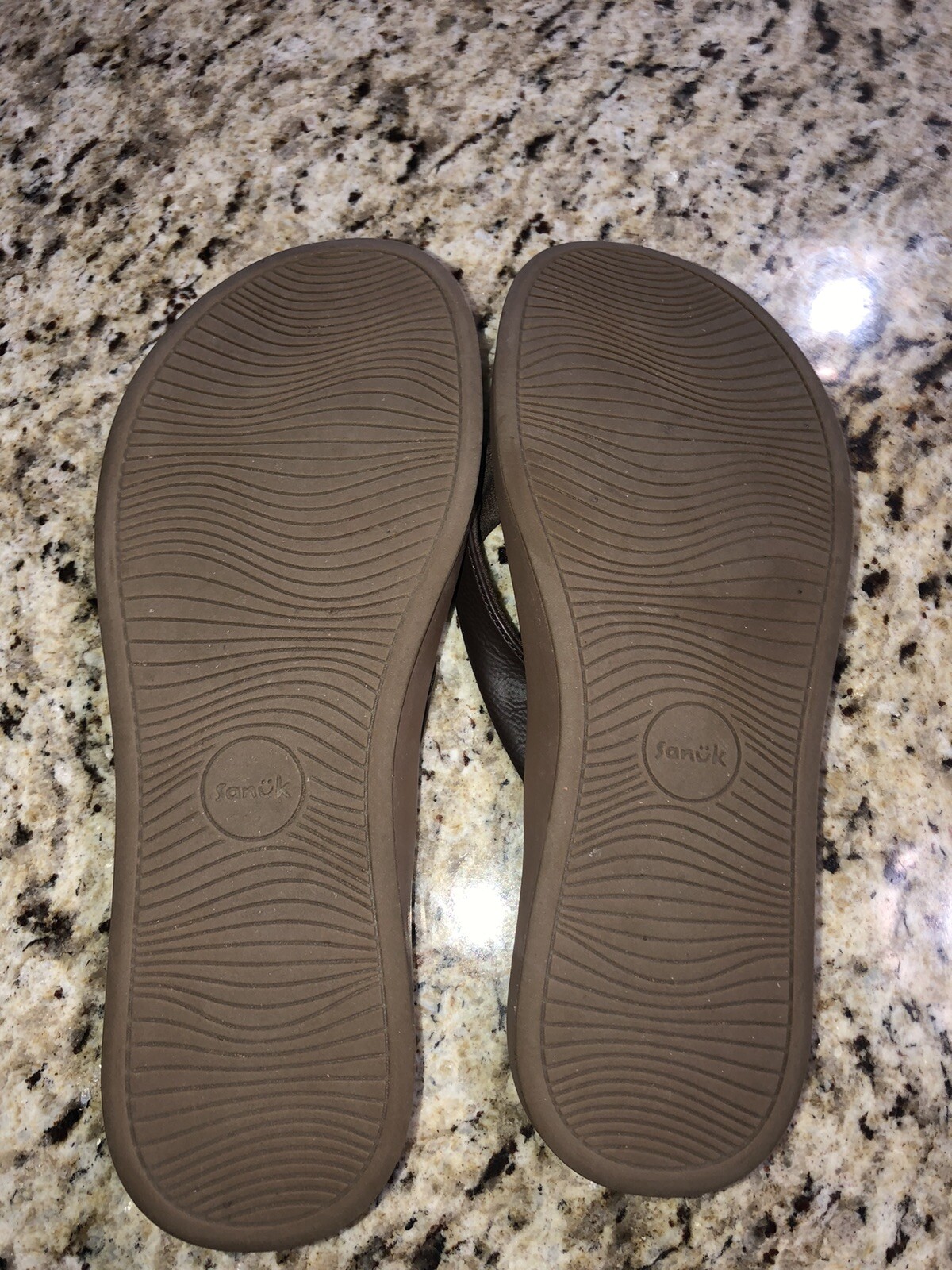 Picture 4 of 5