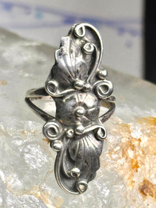 Long Navajo ring floral squash blossom vintage sterling silver size 5.25 women