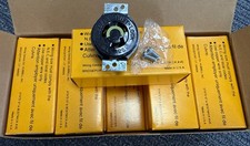 BOX OF 10 Hubbell HBL4713 Twist Lock Single Receptacle, 15 Amp, 125 Volt, L5-15R