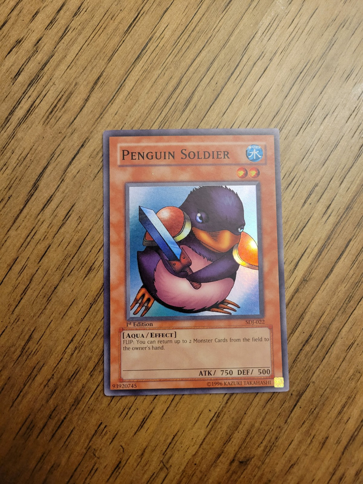 YuGiOh SDJ-022 Super Rare 1st Edition Penguin Soldier Starter Deck Joey