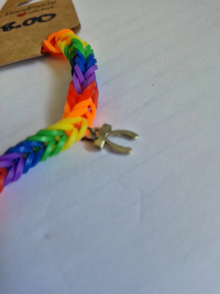 Pulsera Telar Arco Iris Buena Suerte Pagana Orgullo LGBTQ+ Hecha a Mano Foto 4 de 4