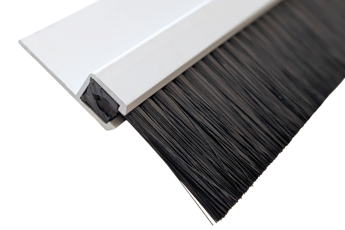 Guarnizione A Spazzola Gedotec In Alluminio Con Bordo In Plastica Nera Da Avvitare, 1000 Mm | 1000 Mm | 1003665 - Foto 6
