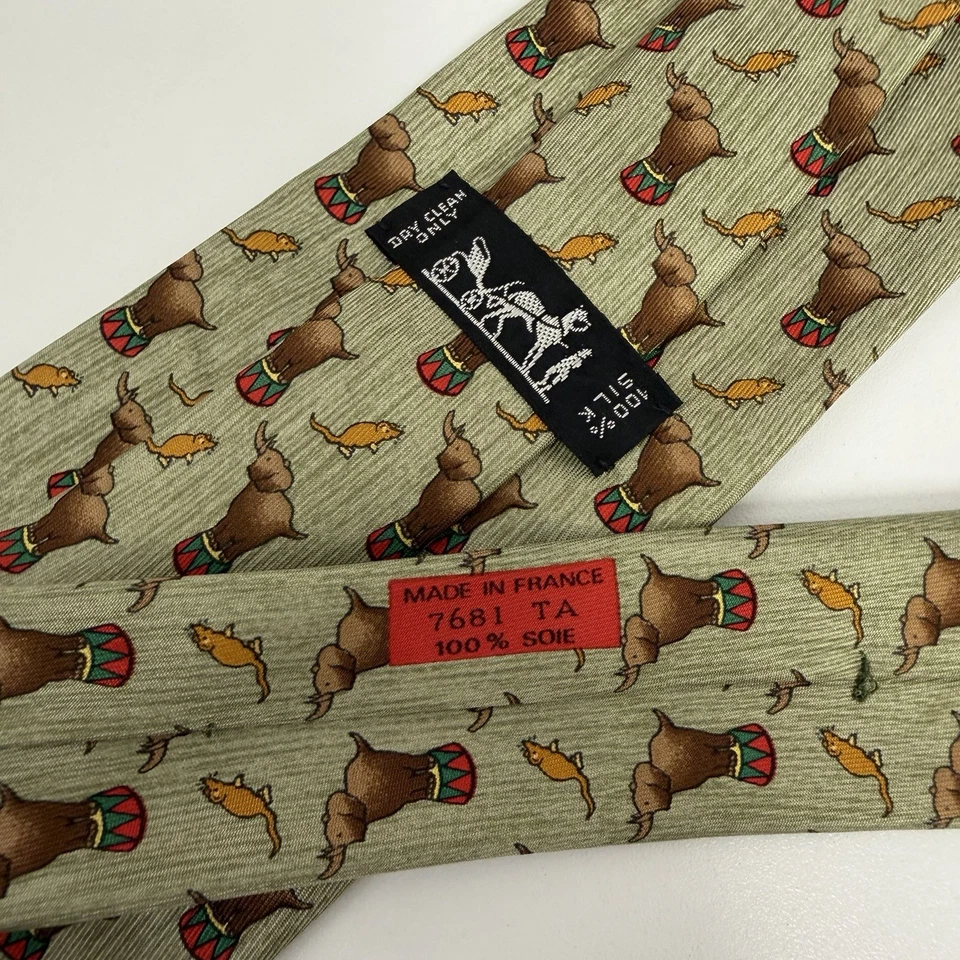 Hermes Mens Tie Circus Elephants & Mice Sage/Brown Silk 7681 TA 3.5" (W) 57" (L) - Image 3 of 4
