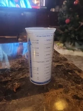 PAMPERED CHEF Measure All Cup 2 Cup Adjustable Dry Liquid Measuring Tool Cook