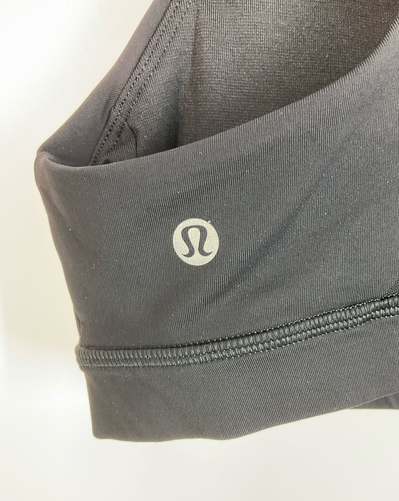 Lululemon Black Mesh Insert Racerback Sports Bra … - image 3