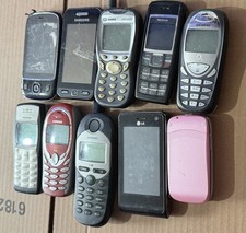 10x Retro 2000s Phones - Samsung, Nokia, LG, Siemens C35, Sagem MW3020