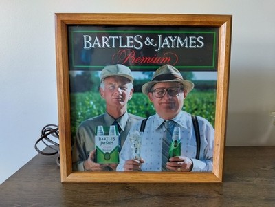 Vintage 1980s Bartles & Jaymes Lighted Bar Sign Frank & Ed Advertising Display