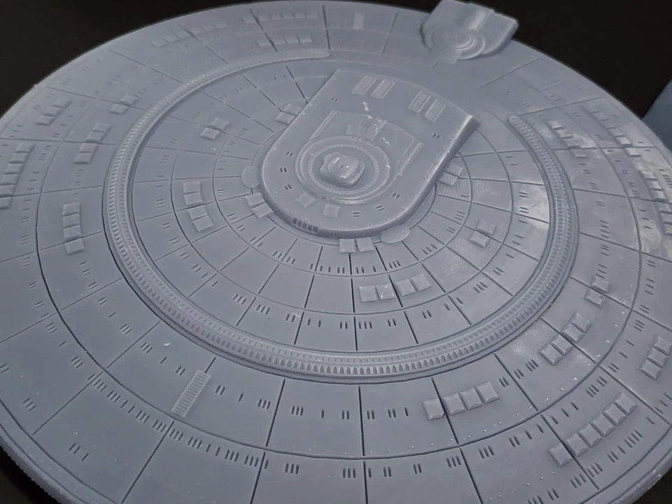 1/1400 scale Ambassador / Narendra Class Starship Star Trek printed resin model - Image 3 of 4