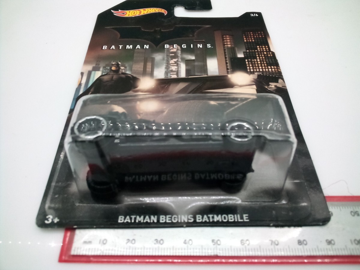 Hot Wheels Batman Begins 【限定モデル】ミニカーセット Amazon.com: Hot Wheels Batman Begins Batmobile & Figure