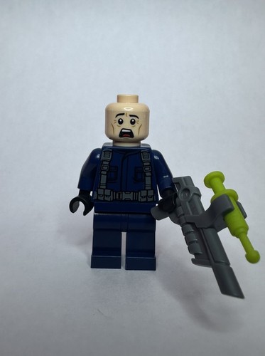 NO HAT LEGO minifigure Male ACU Security Guard jw040 Jurassic World 10758