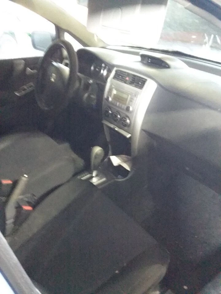 挡风玻璃挡风玻璃 适合 02-05 AERIO 2099306 — 第 4/4 张图片