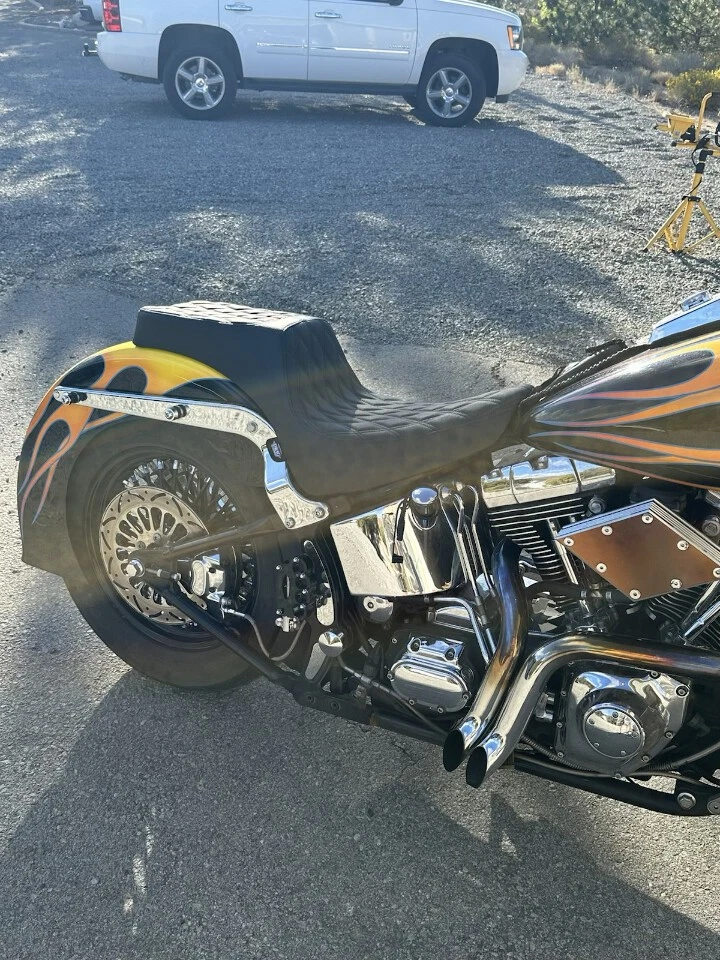 Drag Specialties Predator 钻石座椅适用于 2000 - 2017 Harley Softail FLST FXST — 第 2/4 张图片