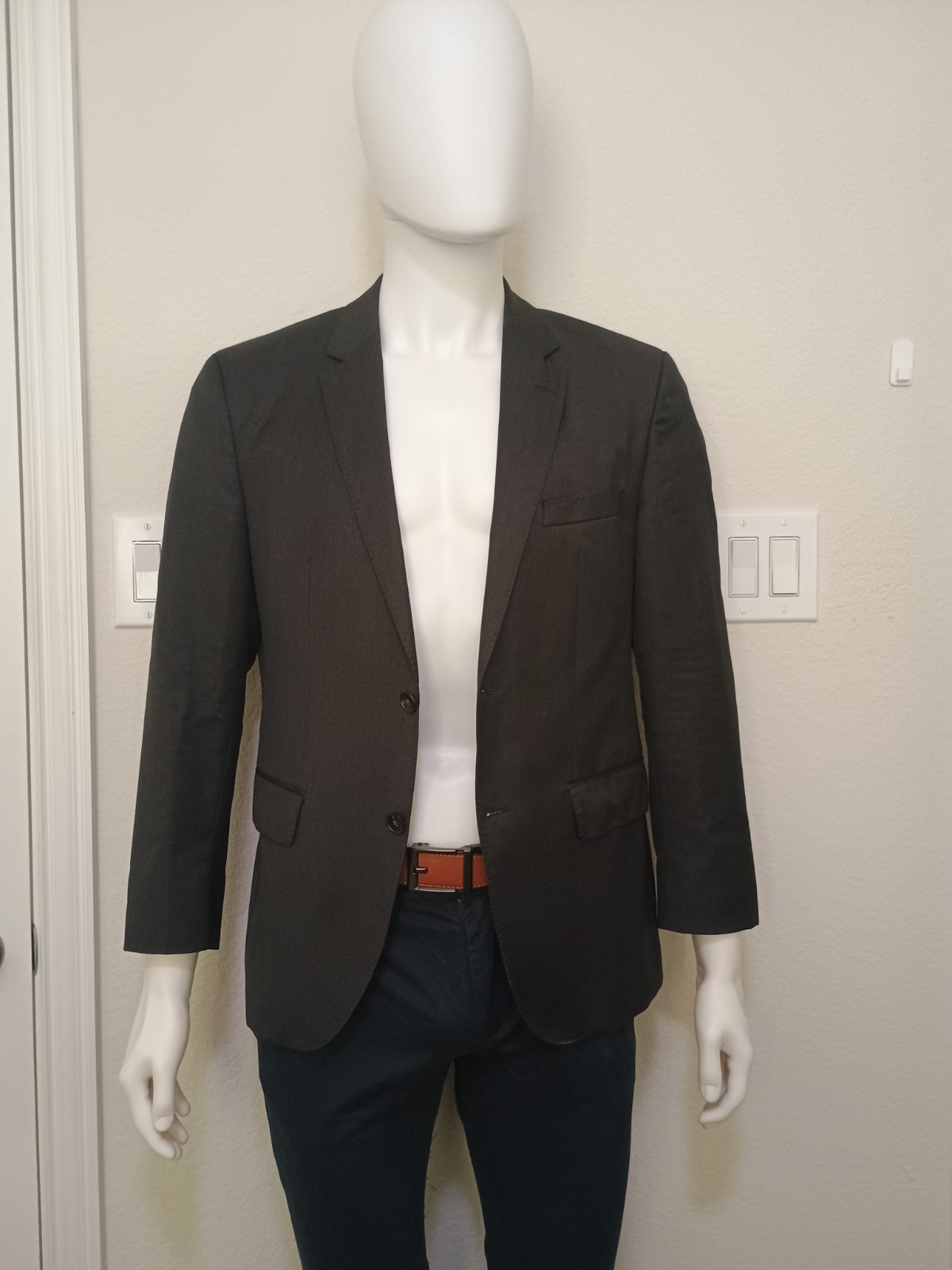 Hugo Boss Woven in Italy Men's Gray 100% Virgin Wool Reda Blazer Size 38s