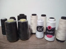 Maxi Lock Designer's Choice Serger Thread 11 Black/white NEW/Slightly Used