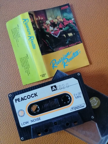 ACCEPT [ RUSSIAN ROULETTE ] VINTAGE CASSETTE THAILAND EDITION