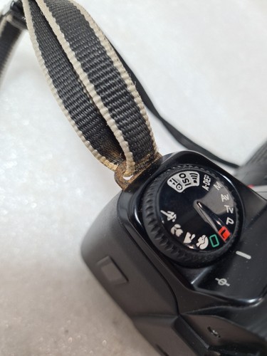 Canon EOS3000 Film Camera With 28-80mm Lens , Strap. READ - Foto 9 di 9