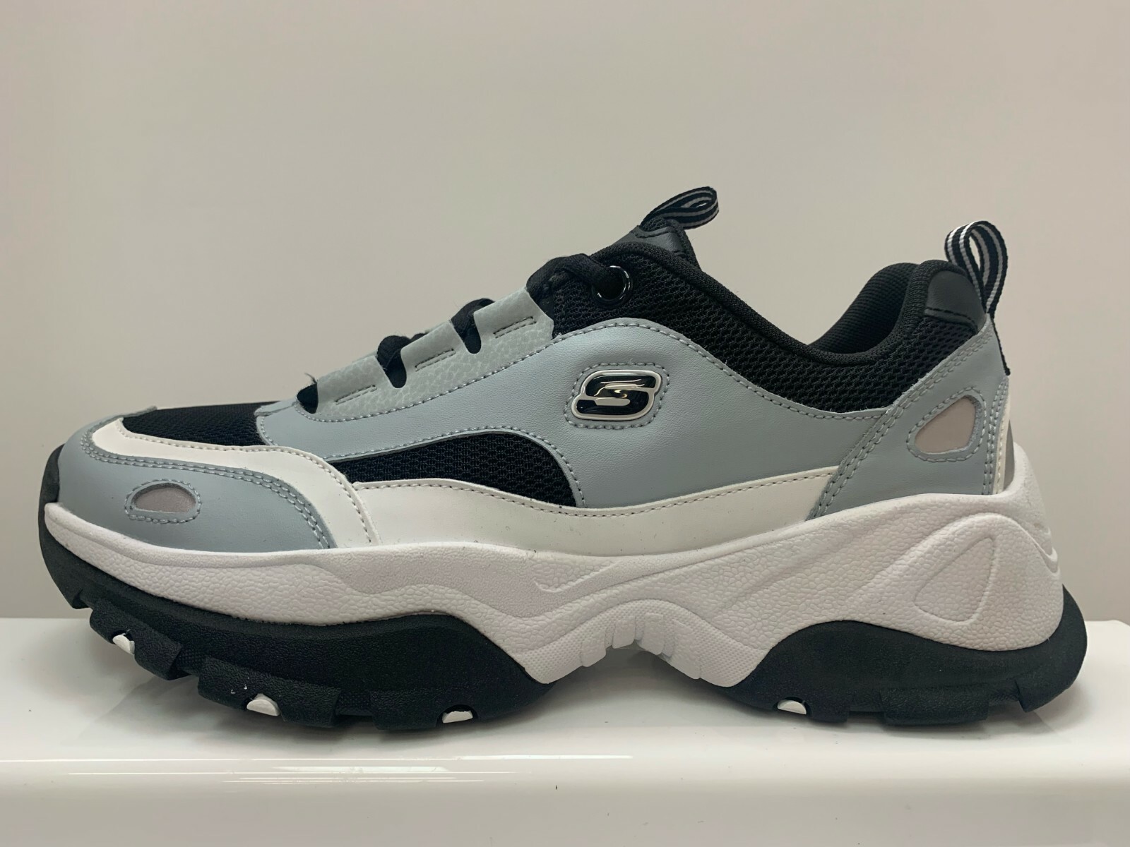 skechers 41
