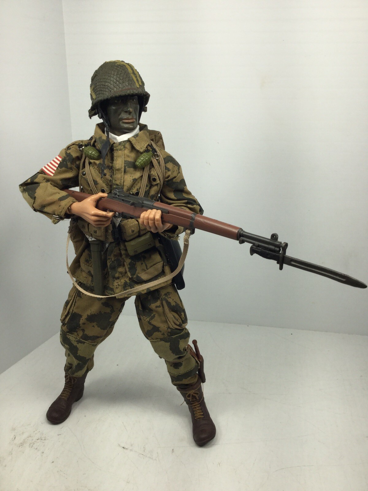 1 6 21ST CENTURY US 82ND AIRBORNE PARATROOPER PATHFINDER WW2 DRAGON BBI DID 1 6 21ST CENTURY US 82ND AIRBORNE PARATROOPER PATHFINDER WW2 DRAGON BBI DID