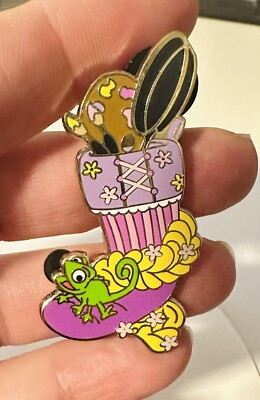 Disney - Christmas Stocking Advent 2021 Pin - Tangled Rapunzel Pascal