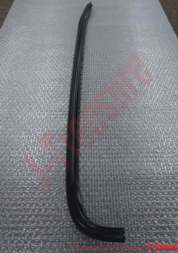 HONDA INTEGRA DC# 94-01 Genuine Front Windshield Molding Upper & RH & LH & Clip - Picture 13 of 24