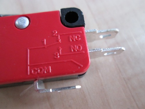 Lot (2) Micro Limit Switch V-154-1C25 with Curved Tip Lever 15A 125/250VAC #E67C - Picture 4 of 9
