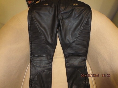 BLANK NYC BLACK LEATHER-LIKE PANTS--SIZE 27--#T8A-18 - Picture 14 of 24