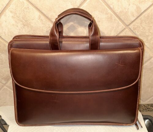 Johnston & Murphy Brown Leather Briefcase (Computer Case) 16" x 11" x 2.5" - 第 1/21 張圖片