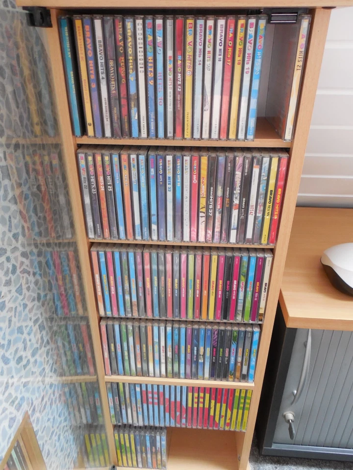 CDs Bravo Hits 1 - 127 ( alle komplett !!! ) - Bild 2 von 2