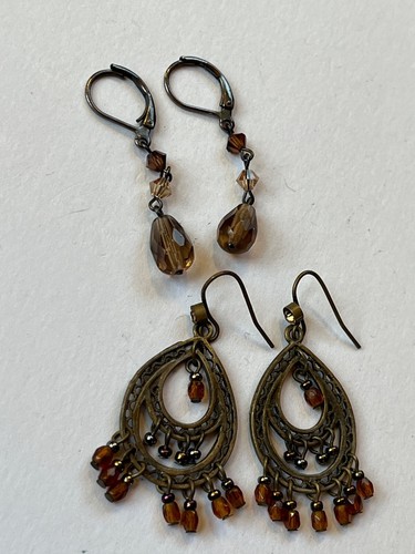 Lot of Smokey Brown Plastic Bead & Antique Bronze Lacey Teardrop w Tiny Bead Dan - Picture 2 of 8