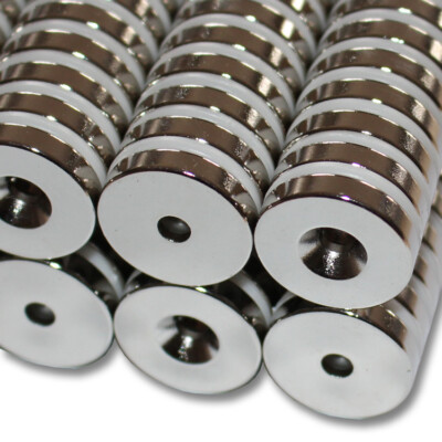 50 NEODYM RING MAGNETE N45 D20x4 mm NORD 4,2 mm BOHRUNG SENKUNG 7,5 KG SCHRAUBEN