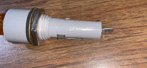Bussmann FHL18G1-1 Lampada montaggio pannello che indica supporto fusibile militare 20A 12-22V - Foto 4 di 5