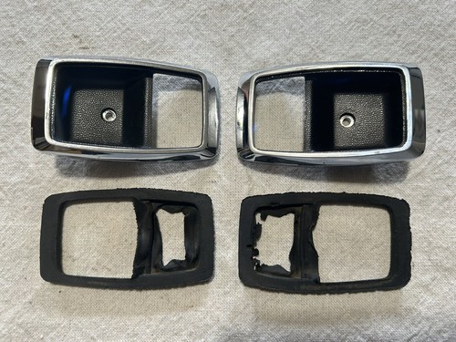 1983-88 Ford Ranger Bronco II Door Latch Or Pull Bezels And Seals