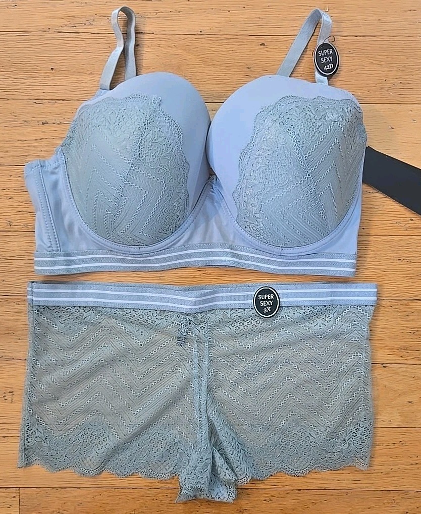 Foto 1 di 12