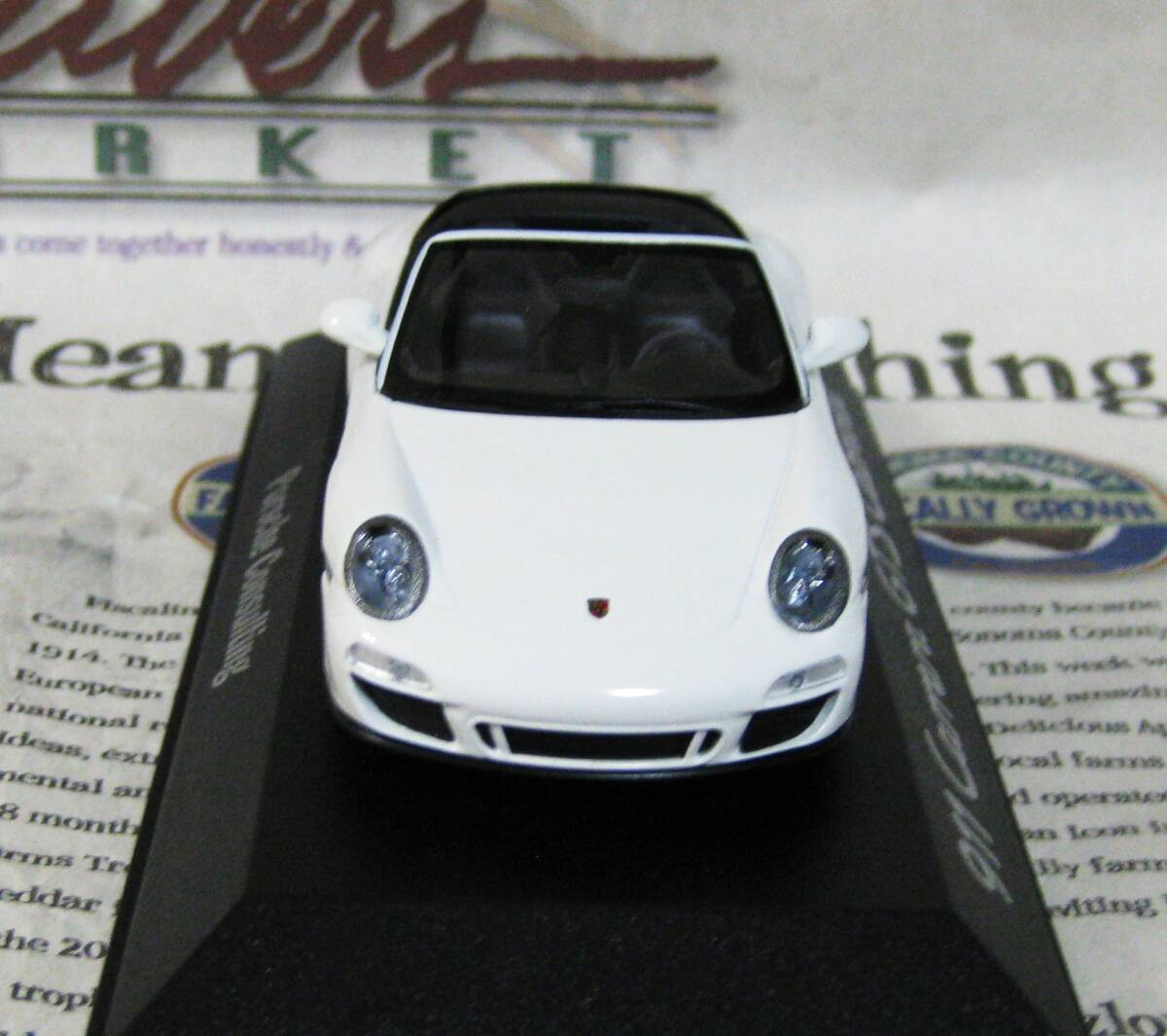 Out -Of -Print 30 Units Minichamps 1/43 Porsche 911 Carrera Out -Of -Print 30 Units Minichamps 1/43 Porsche 911 Carrera