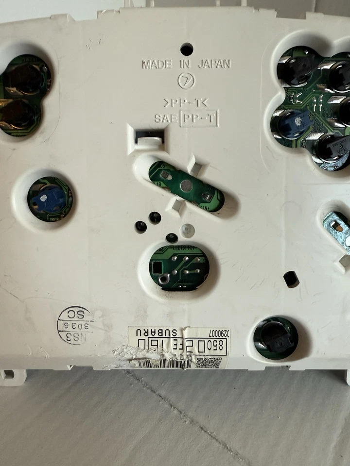 Medidor de instrumentos OEM 2002 Subaru Impreza WRX cluster 200k+ TESTADO - Imagem 3 de 4