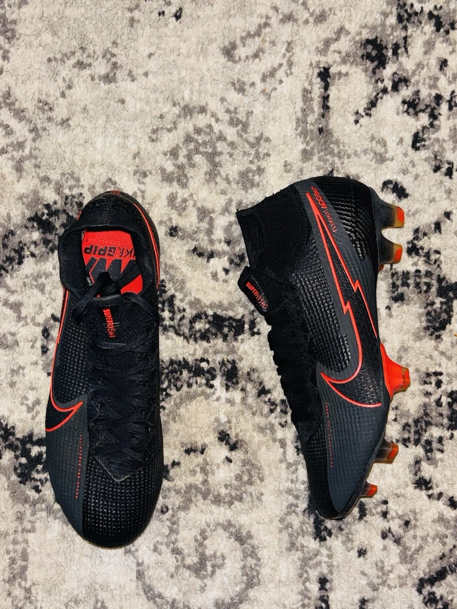 Preços baixos em Nike Mercurial Superfly 7 Elite FG Chile Red Pack