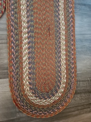 Set: Braided Table Runner And Matching Trivets. Multicolor Braided - Picture 5 of 9