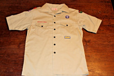 Boy Scouts of America BSA Youth Shirt Tan X-Large Sewn Patches Short Sleeve