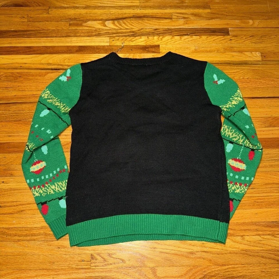 No Boundaries Green Black Women’s Large Knit Christmas Sweater - Image 2 of 3