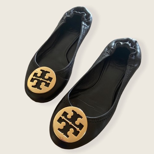 Authentique ballerines Tory Burch Claire noires taille 8,5 M logo doré médaillon excellent état - Photo 5/16
