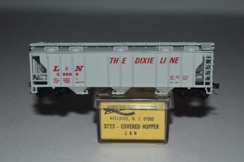 N Scale Atlas Louisville & Nashville 3-Bay Hopper Car 38608 C53274