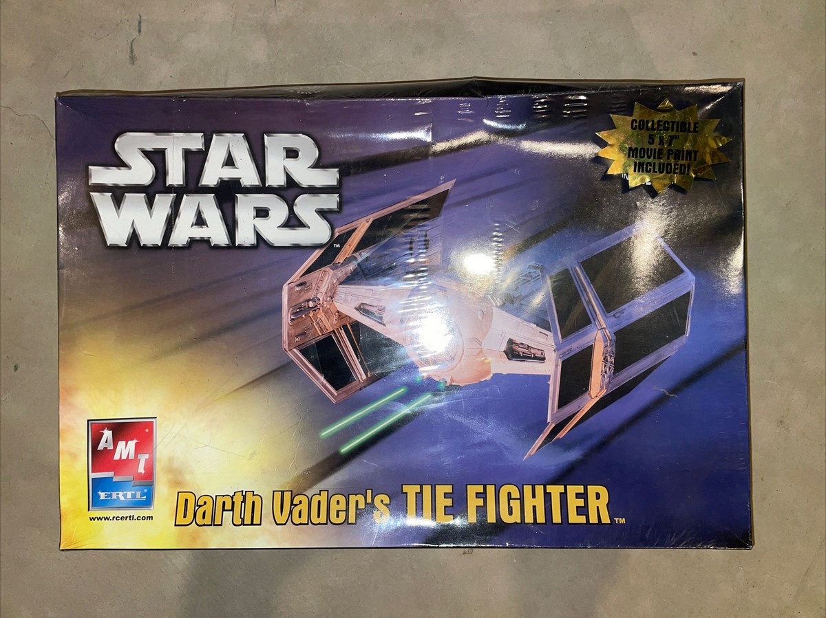 New AMT / ERTL Star Wars Darth Vader's Tie Fighter Model Kit With