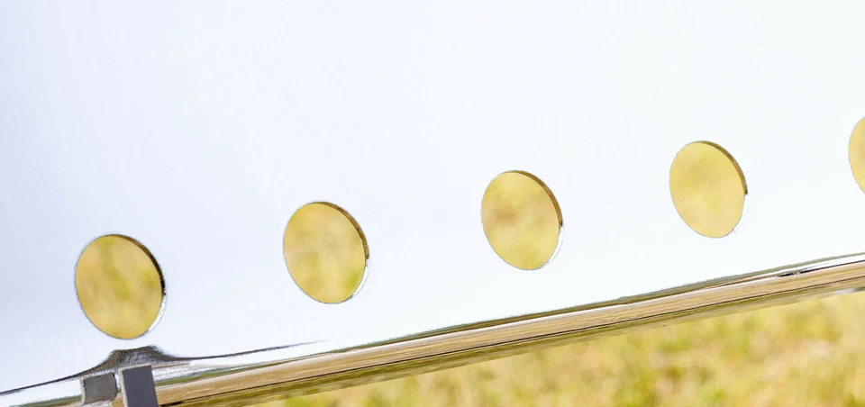 Parachoques cromado Peterbilt 379 18" - ¡15 recortes de luz redondos, extremos enrollados y calibre 7! Foto 3 de 4