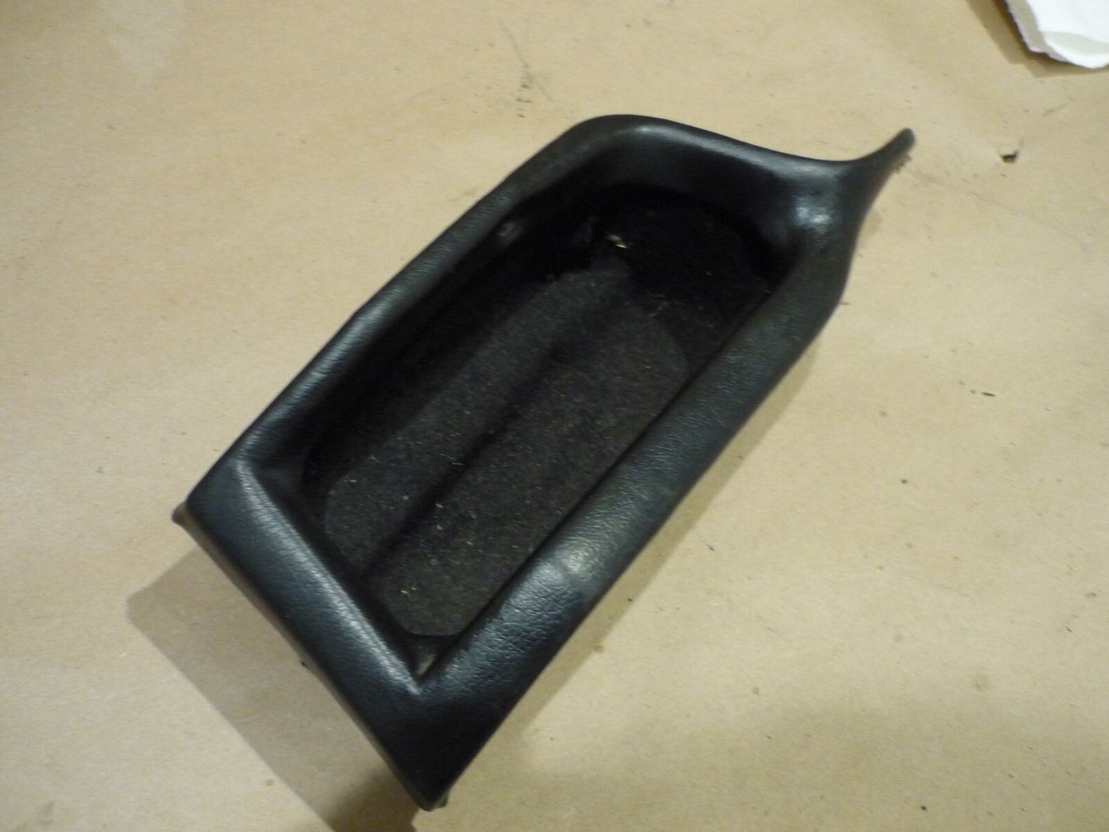 Ferrari 208,308 - LH Lower Dash Glove Box LHD - P/N 60752300